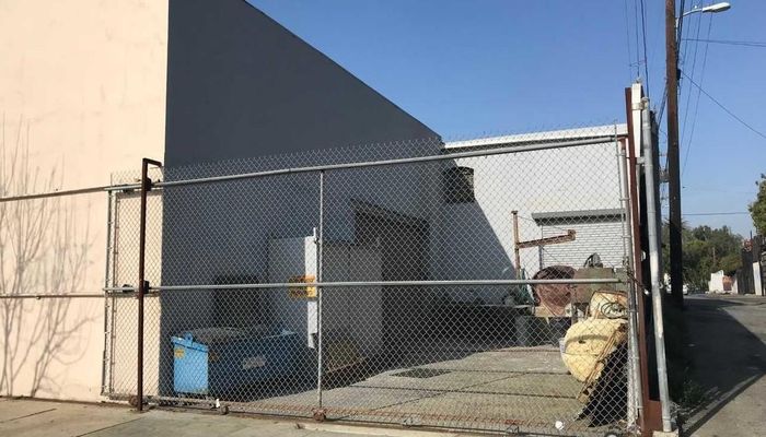 Warehouse Space for Rent at 4901-4905 W Jefferson Blvd Los Angeles, CA 90016 - #16