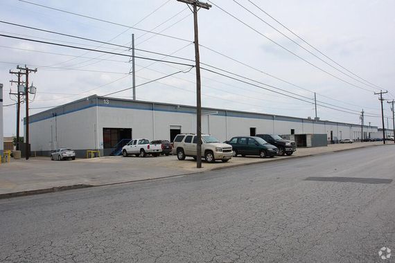Building 13 5602-5620 Business Park