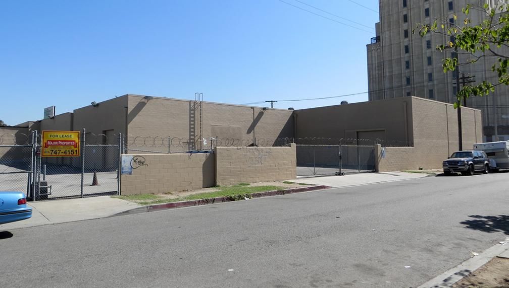 Industrial Flex Property With 100 Car Parking photo 3