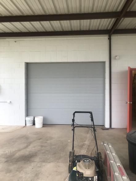 925 S Treadaway Blvd photo 4