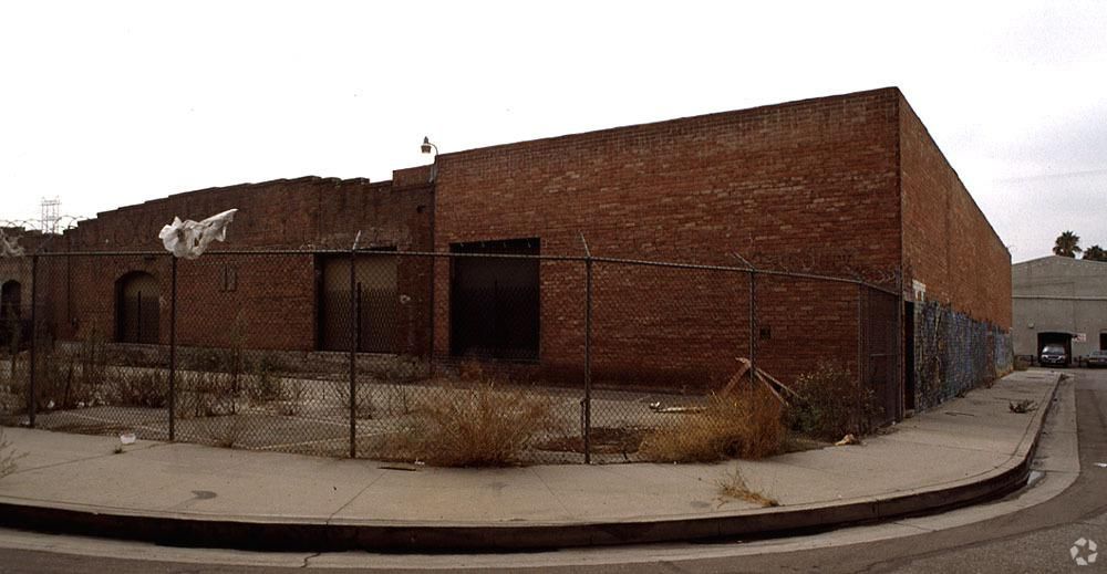 Industrial Property For Lease photo 2