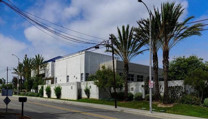 Warehouse Space for Rent at 2750 Walnut Ave Signal Hill, CA 90755 - #2