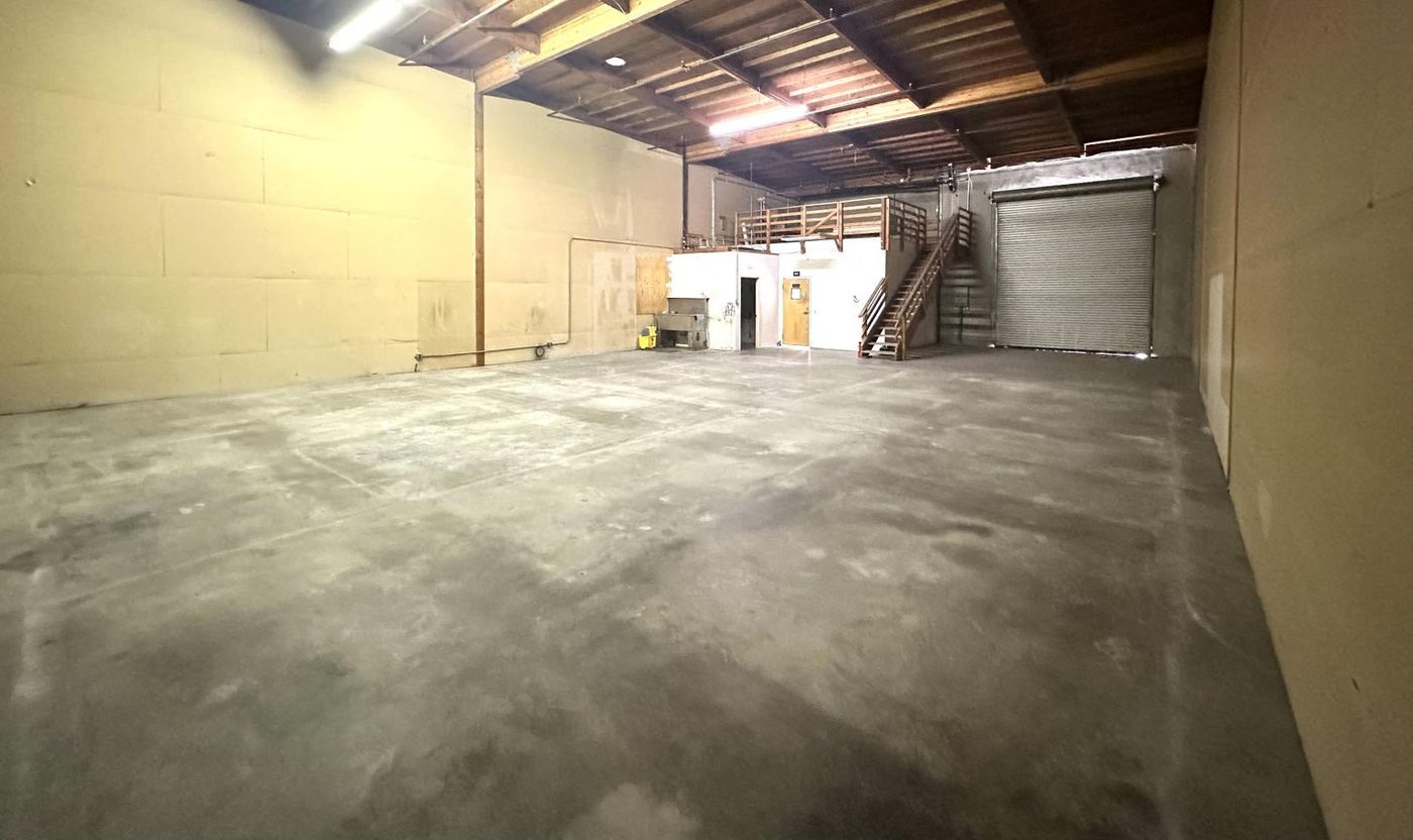 432 N Canal St, Suite 9 photo 4