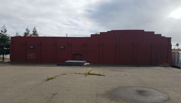 Warehouse Space for Sale at 221 Oak St Manteca, CA 95336 - #3