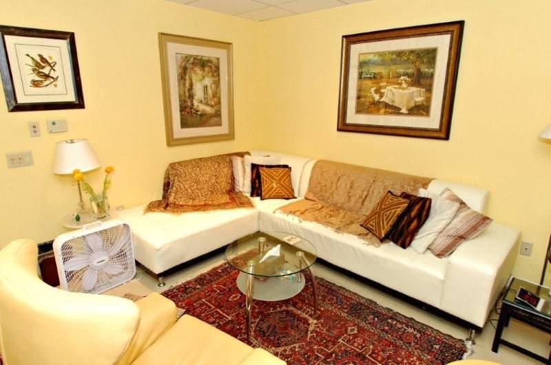 Executive Office Property for Lease photo 4