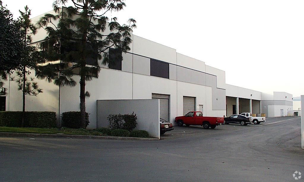 Bldg B photo 3
