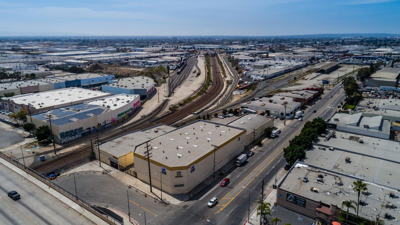 Industrial Property For Lease photo 1