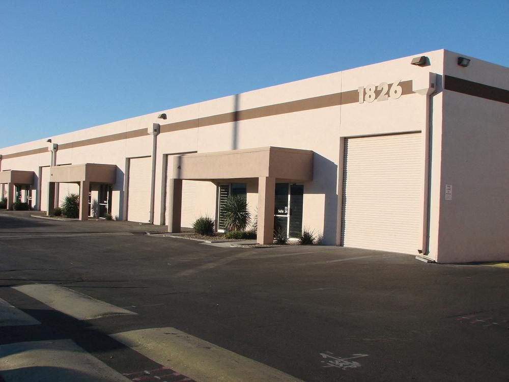 1826 W Broadway Rd photo 1