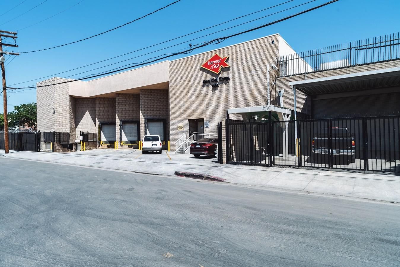 Industrial Property For Lease photo 1
