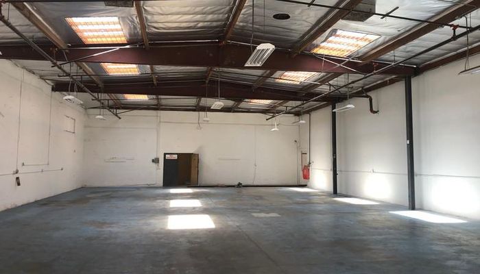 Warehouse Space for Rent at 5207-5221 W Jefferson Blvd Los Angeles, CA 90016 - #3