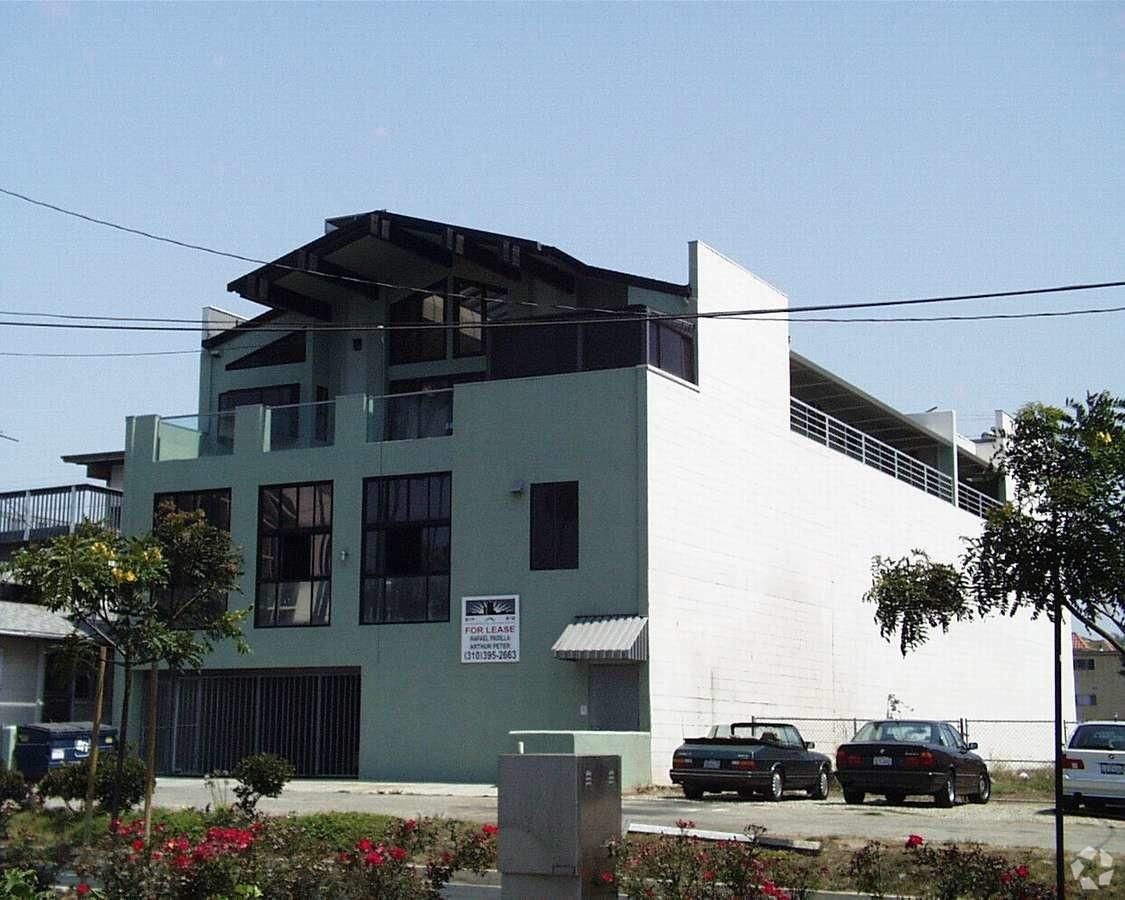 Office Property For Lease photo 2
