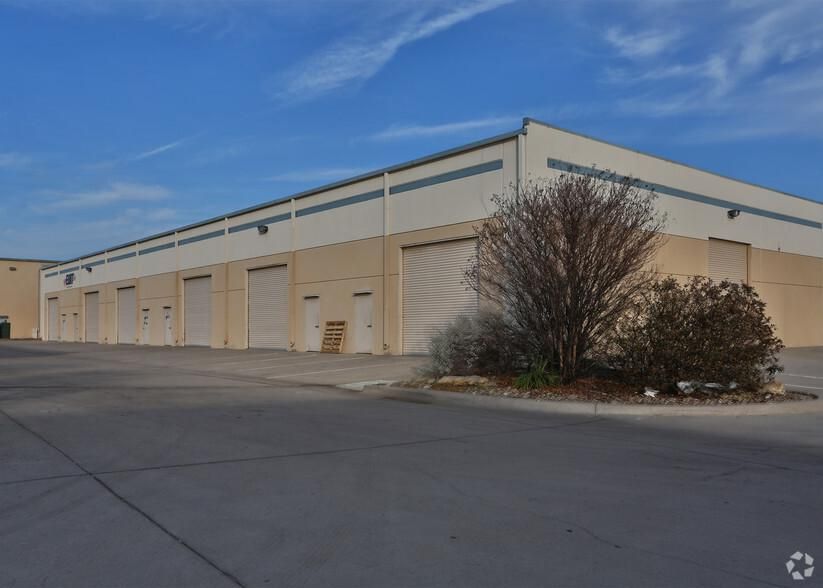 West 20 Business Park 6655 Corporation Pky photo 2