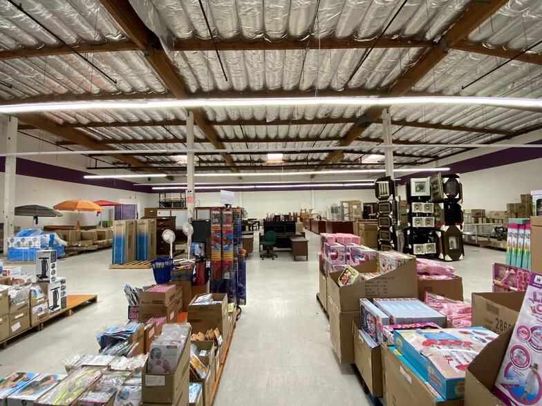 Palomar PMart 2550 Main St photo 1