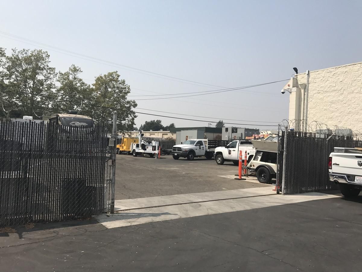 3401 Industrial Dr photo 4
