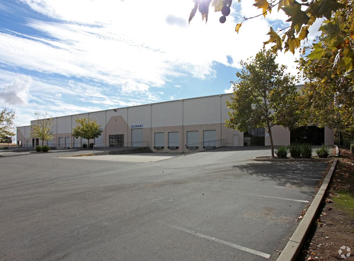 Industrial Property for Lease photo 4