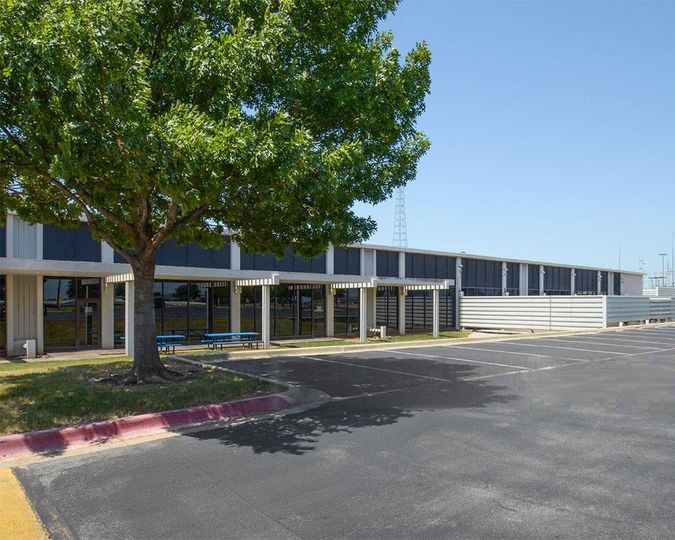 2501 South State Highway 121