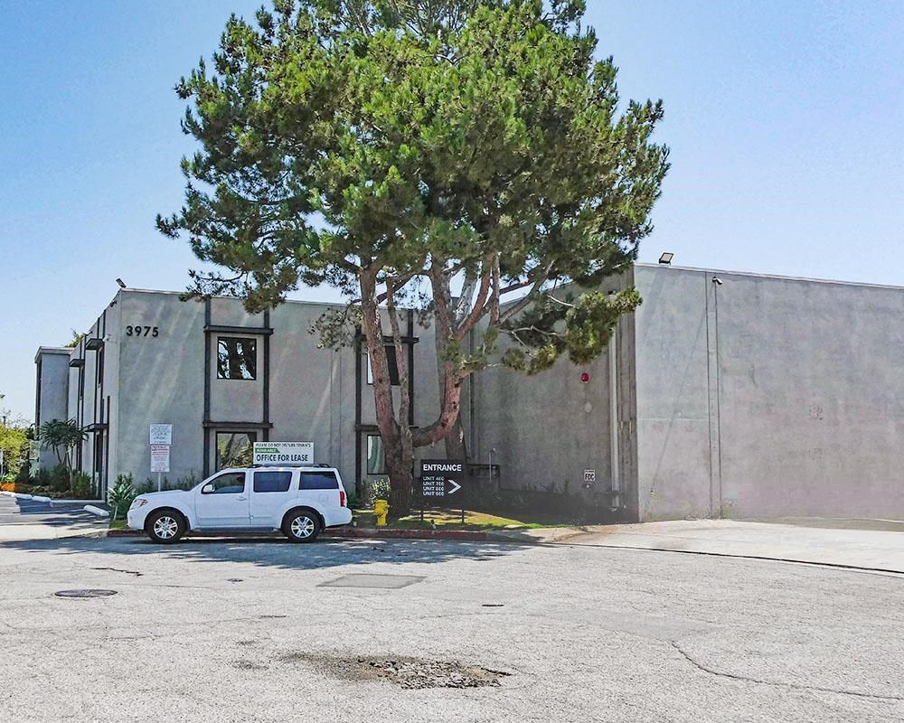 3975 Landmark Street photo 2