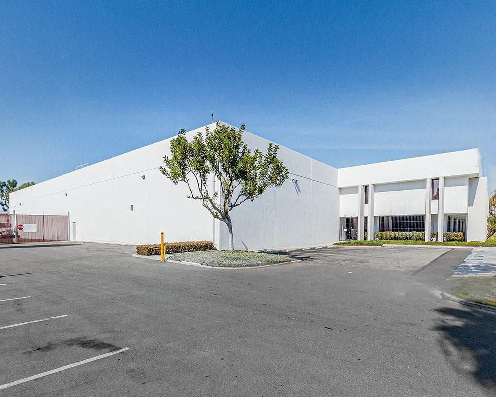 800 West Artesia Blvd photo 4