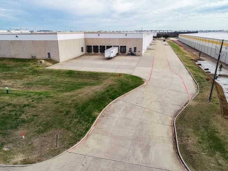 I-20 Corporate Center 220 E Danieldale Rd photo 3