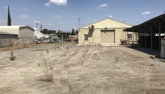 Warehouse Space for Sale at 1505 N Thesta St Fresno, CA 93703 - #27