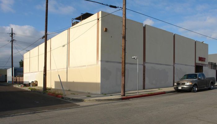 Warehouse Space for Sale at 3226-3230 Mines Ave Los Angeles, CA 90023 - #14