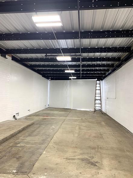 Renovated Manufacturing/Warehouse Facility 1516 E Adams Blvd photo 4
