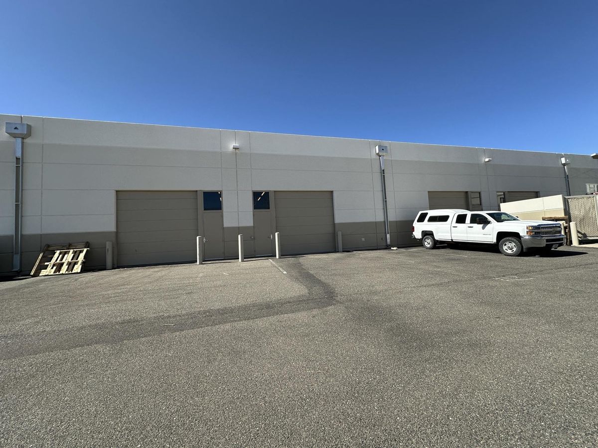4620 Technology Dr photo 3
