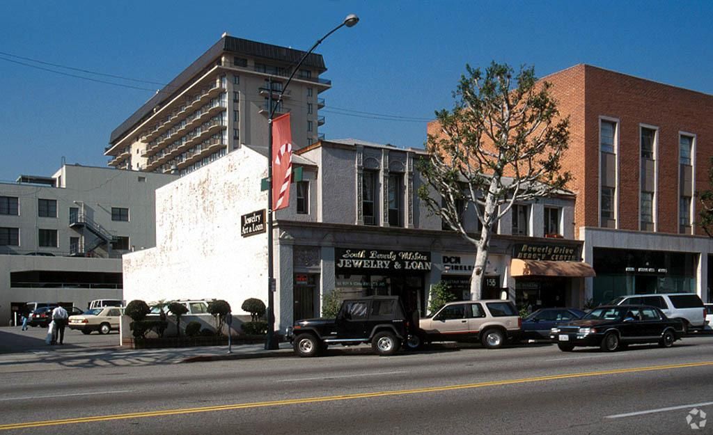 Retail Property For Lease photo 2
