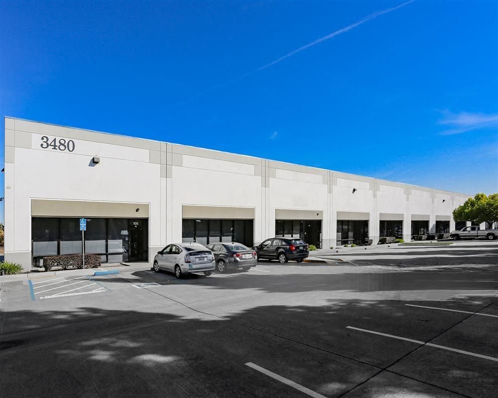 Commerce Park West photo 4
