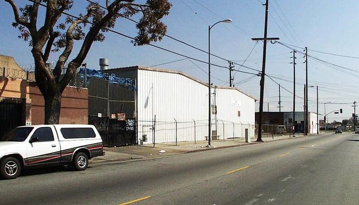 Warehouse Space for Rent at 6231 S Manhattan Pl Los Angeles, CA 90047 - #1