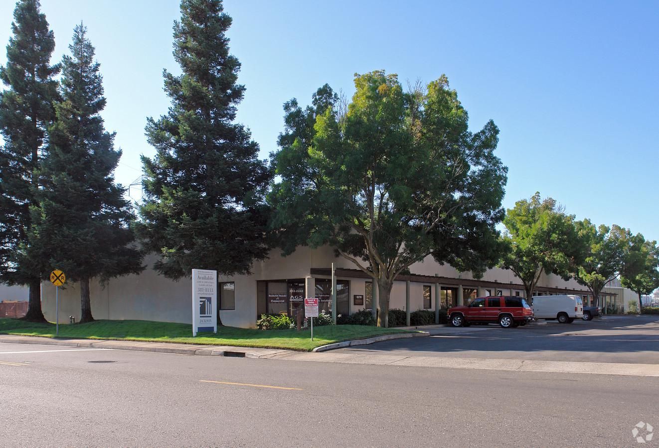 Industrial Property For Lease photo 1