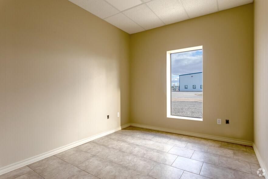 FM 1788 5000 SF Office/Shop 2.5 acres 11440 W County Road 35 photo 4