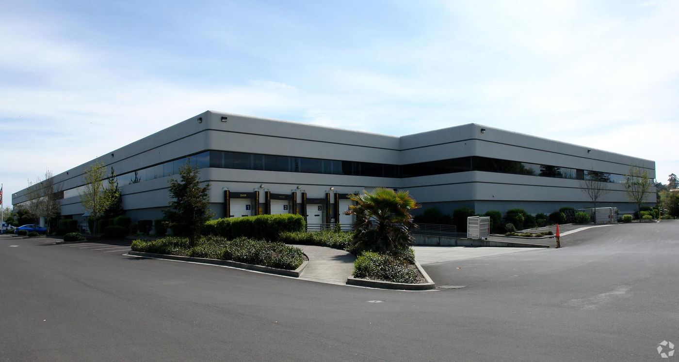 Flex Property for Lease photo 2
