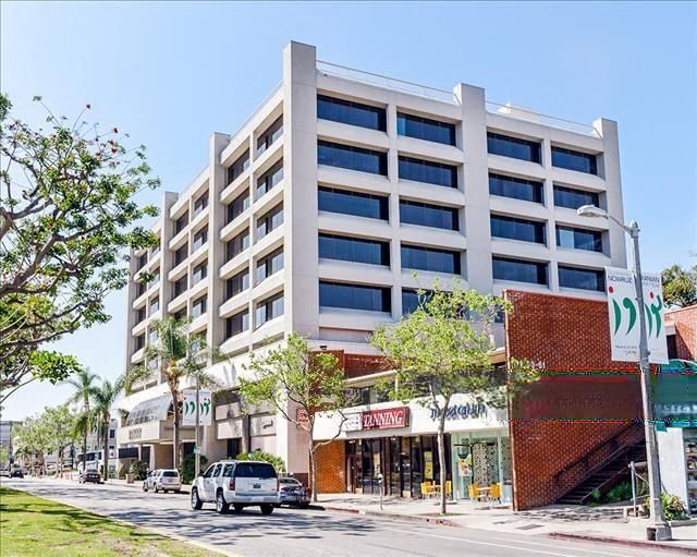 11777 San Vicente Blvd