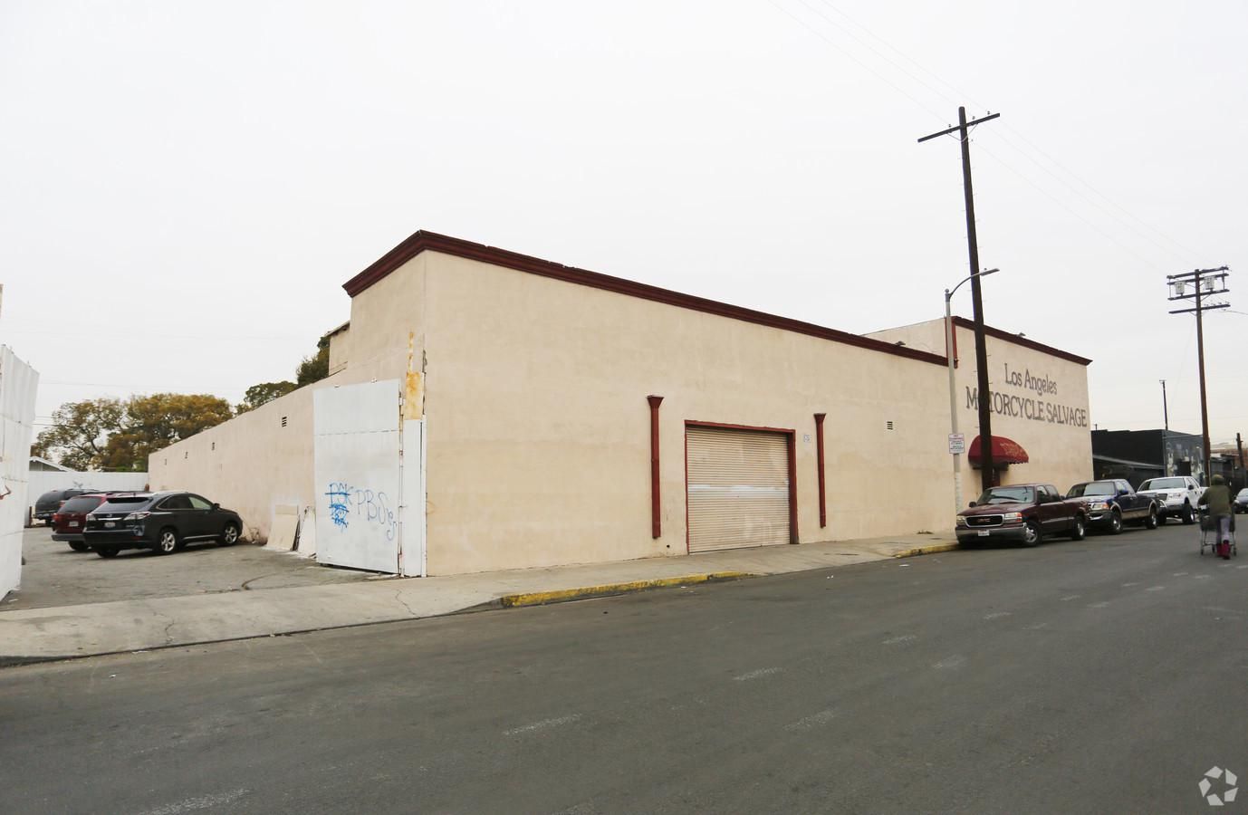 Industrial Property For Lease photo 2