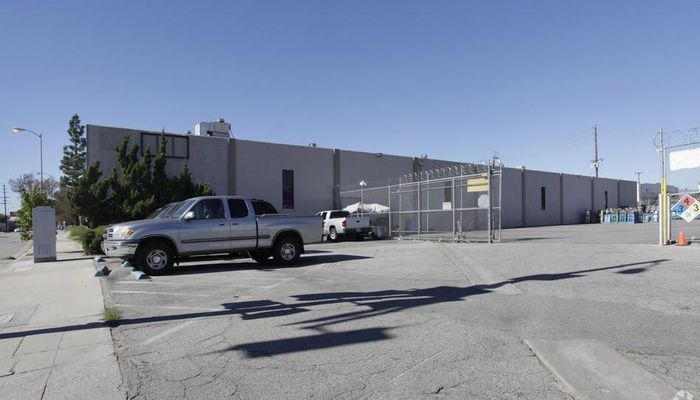 Warehouse Space for Rent at 10701-10703 Vanowen St North Hollywood, CA 91605 - #3