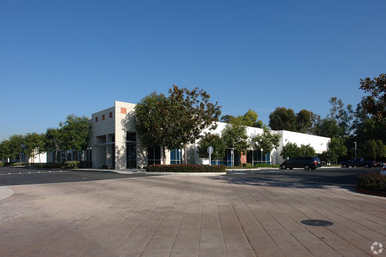 Bldg 3 photo 4