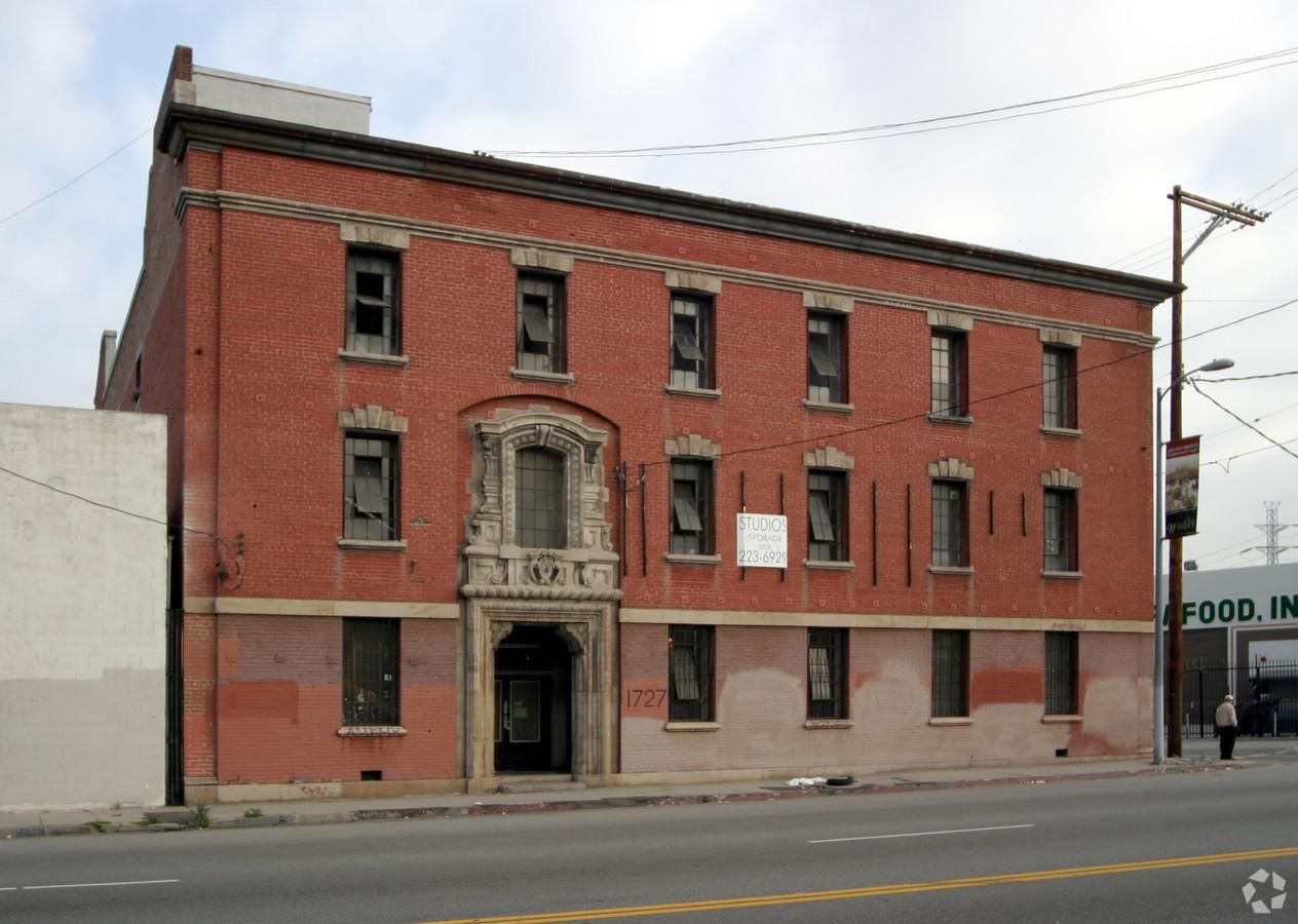 Industrial Property For Lease photo 2