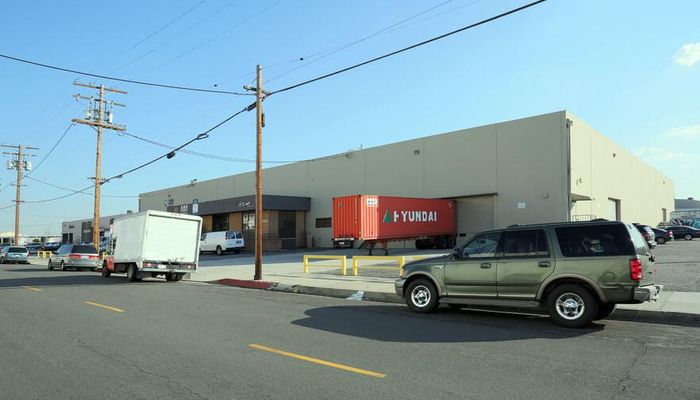 Warehouse Space for Rent at 2422-2424 E 28th St Vernon, CA 90058 - #3