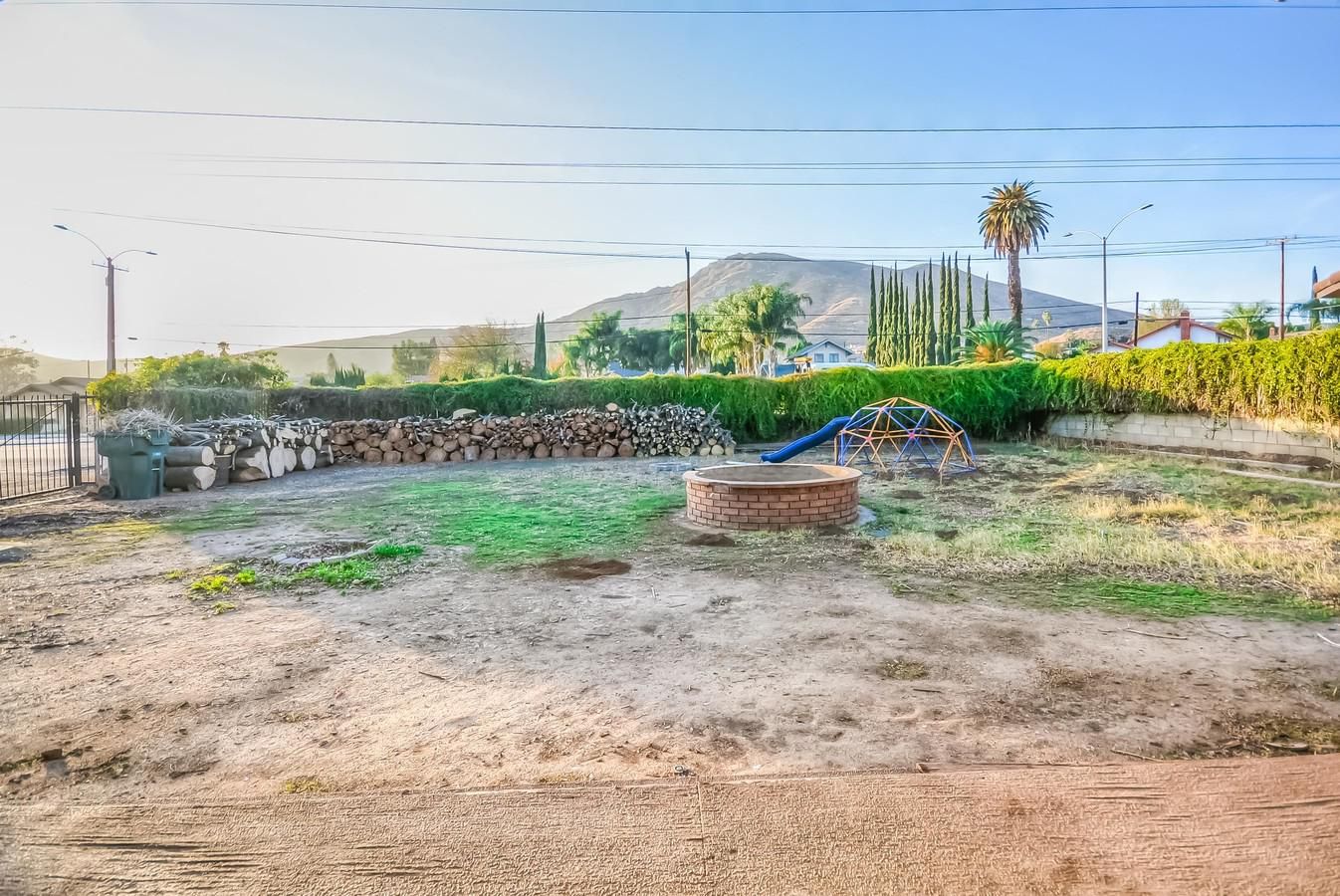 La Cadena in Colton photo 2